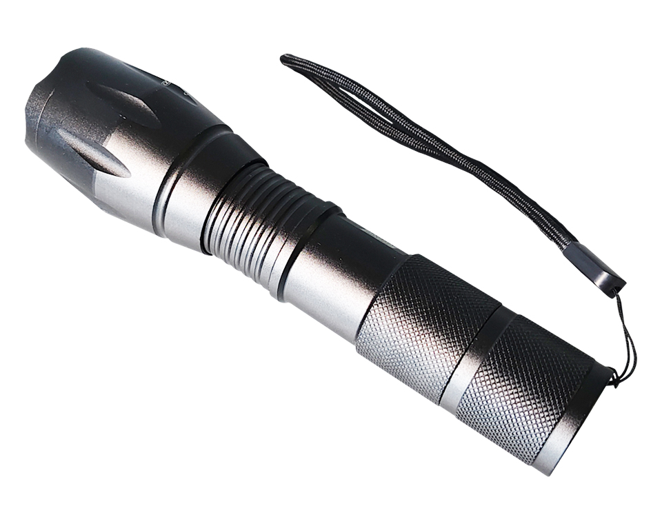伸縮型強光手電筒